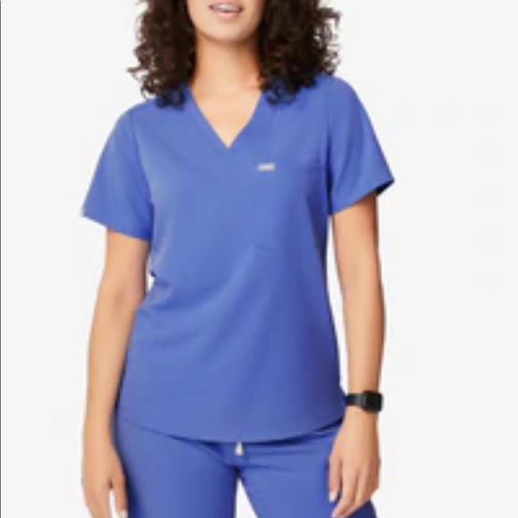 Figs Caterina One Pocket Scrub Top in Denim - Picture 1 of 3
